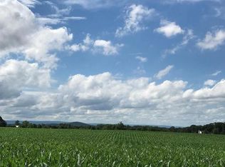 Bullfrog Rd, Taneytown, MD 21787