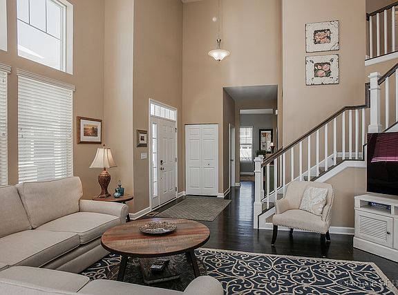 3rd image of 27W157 Breme Dr E