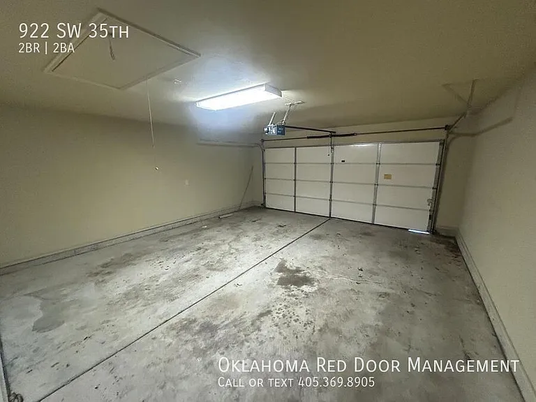 922 SW 35th St — Photo 10