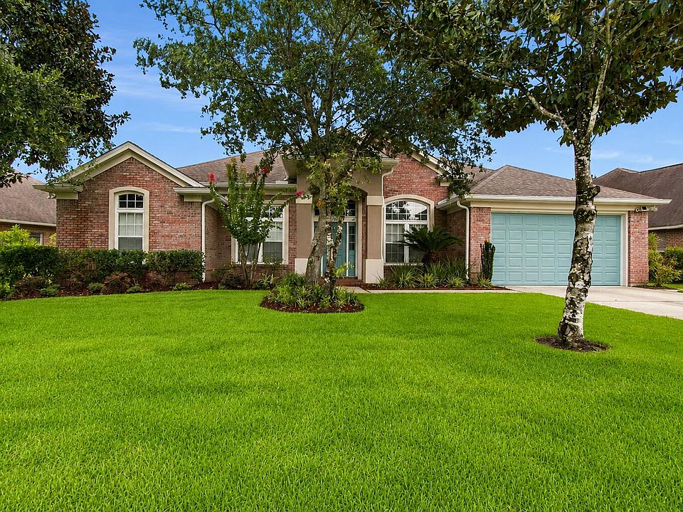 1st image of 145 Mango Ln