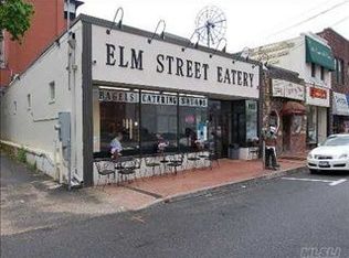 12 Elm St, Huntington, NY 11743