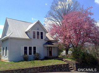 48 Hampton St, Sylva, NC 28779