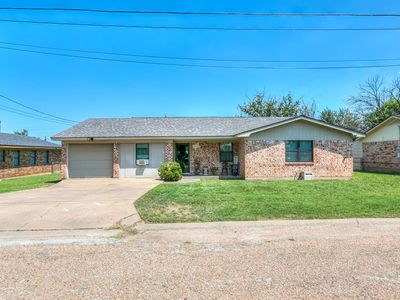1007 Avenue D, Ballinger, TX, 76821