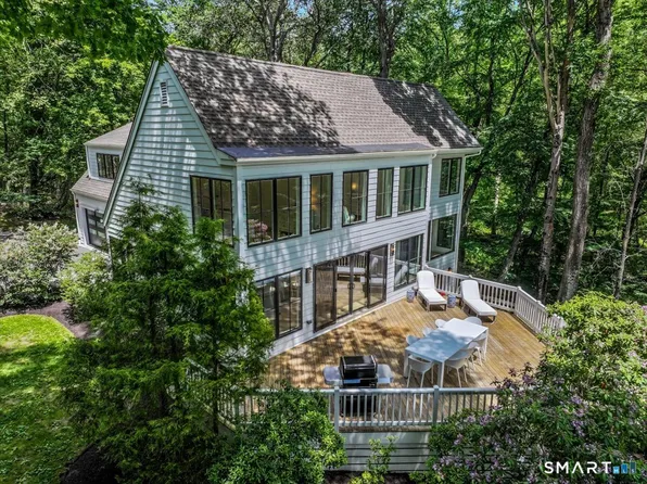 256 Wilton Road East, Ridgefield, CT 06877