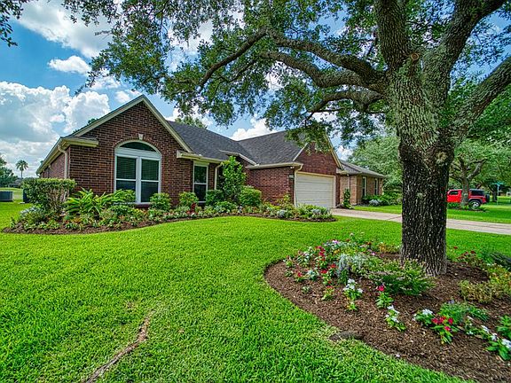 2nd image of 3610 E Peach Hollow Cir