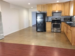 925 Santa Clara Ave APT B, Alameda, CA 94501