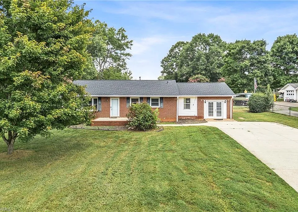 4137 High Point Rd