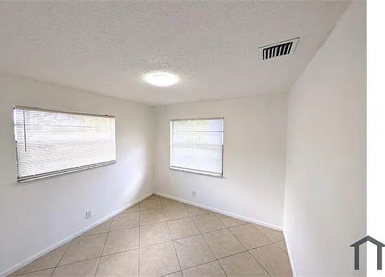 2 bed, 704 sqft, $2,260 — Photo 4