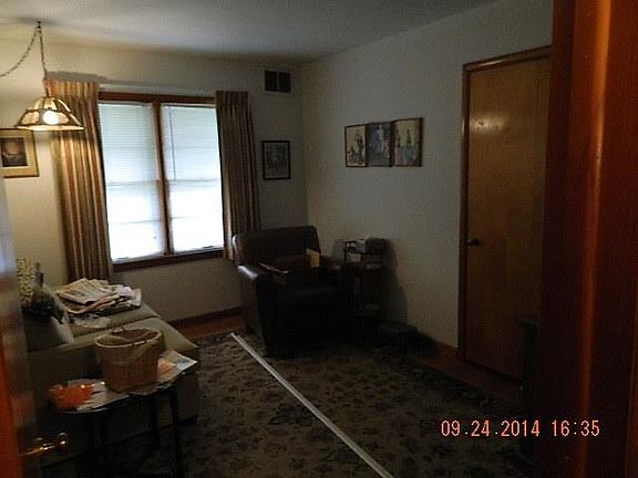 4th image of 2112 Glenwood Ave