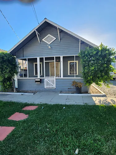 173 N 4th Ave Photo 1 173 N 4th Ave Photo 1