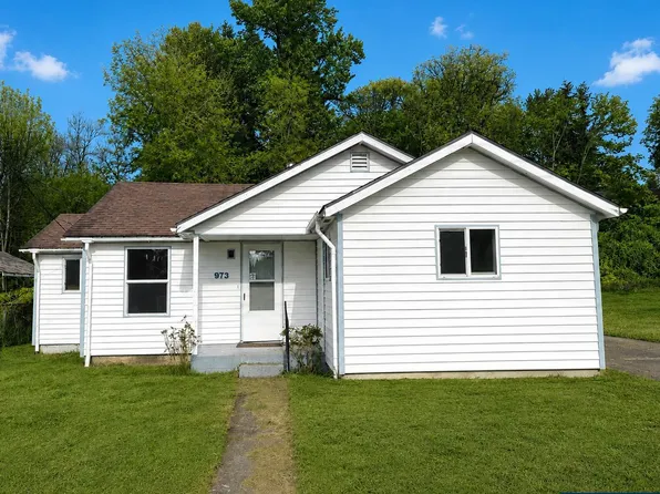 973 23rd Ave, Sweet Home, OR 97386