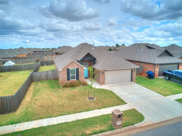 3916 Alnwick Ln, Oklahoma City, OK 73179