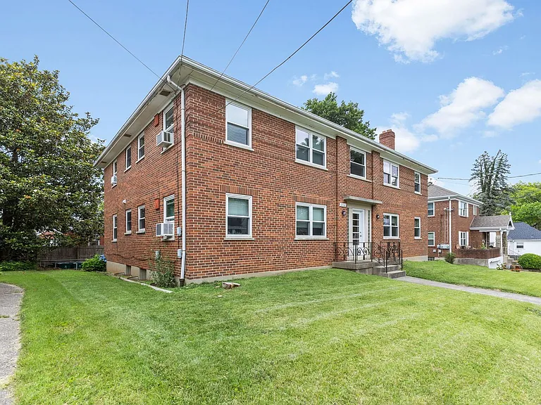 Oakley- Charming 4 family and desirable street — Photo 9