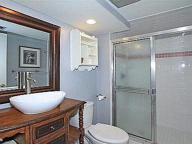 4th image of 53 High Point Cir W APT 206