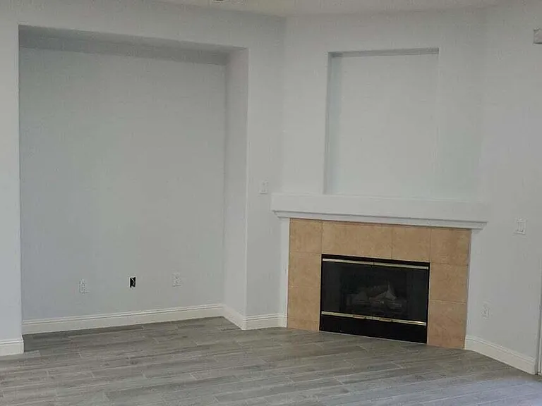 716 Summit Dr — Photo 9