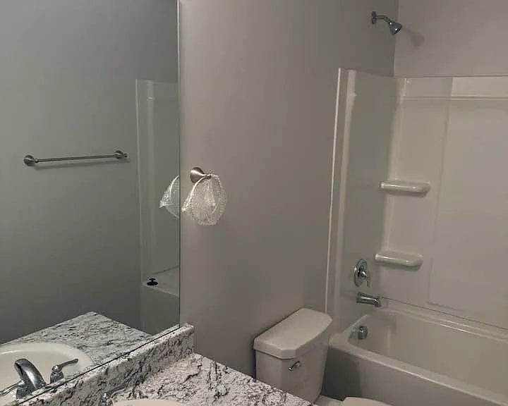 2nd Bathroom