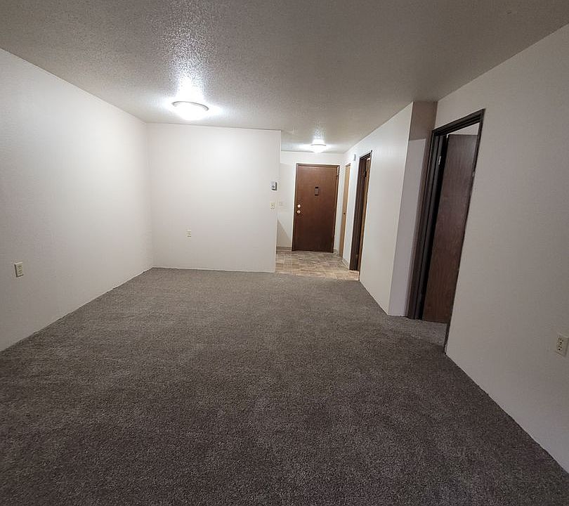 Frederick Apartments 1440 Dakota Dr N Fargo ND Zillow