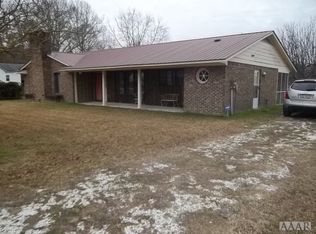 1301 Paradise Rd, Edenton, NC 27932