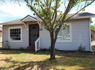 423 S 18th St, Philomath, OR 97370