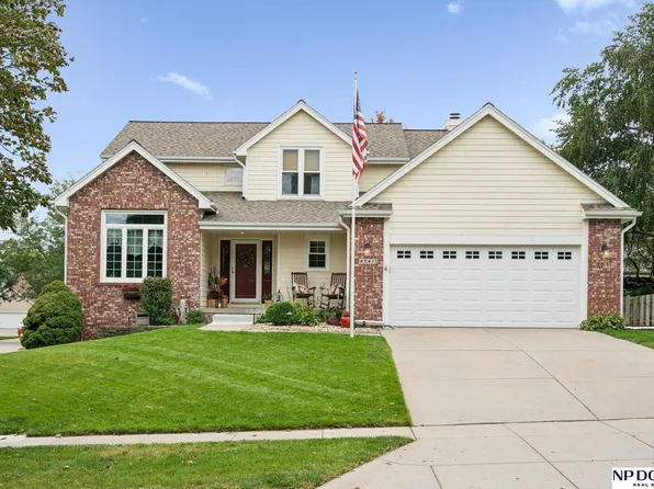 4541 Eagle Ridge Rd, Lincoln, NE 68516