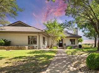 1609 Clubhouse Hill Dr, Spicewood, TX 78669