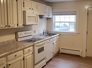 36 Shaker Rd #2, Gray, ME 04039