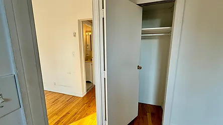 Rented by HOLTON REAL ESTATE INC.