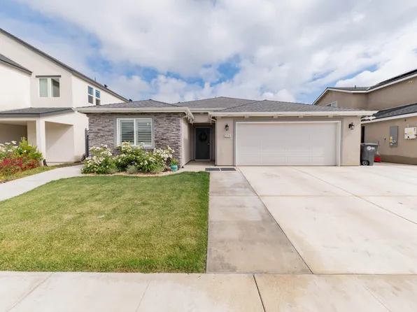 2214 W Glenn Avenue, Porterville, CA 93257