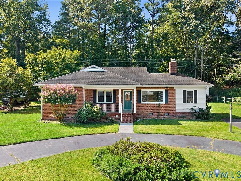 1st image of 8913 Michaux Ln