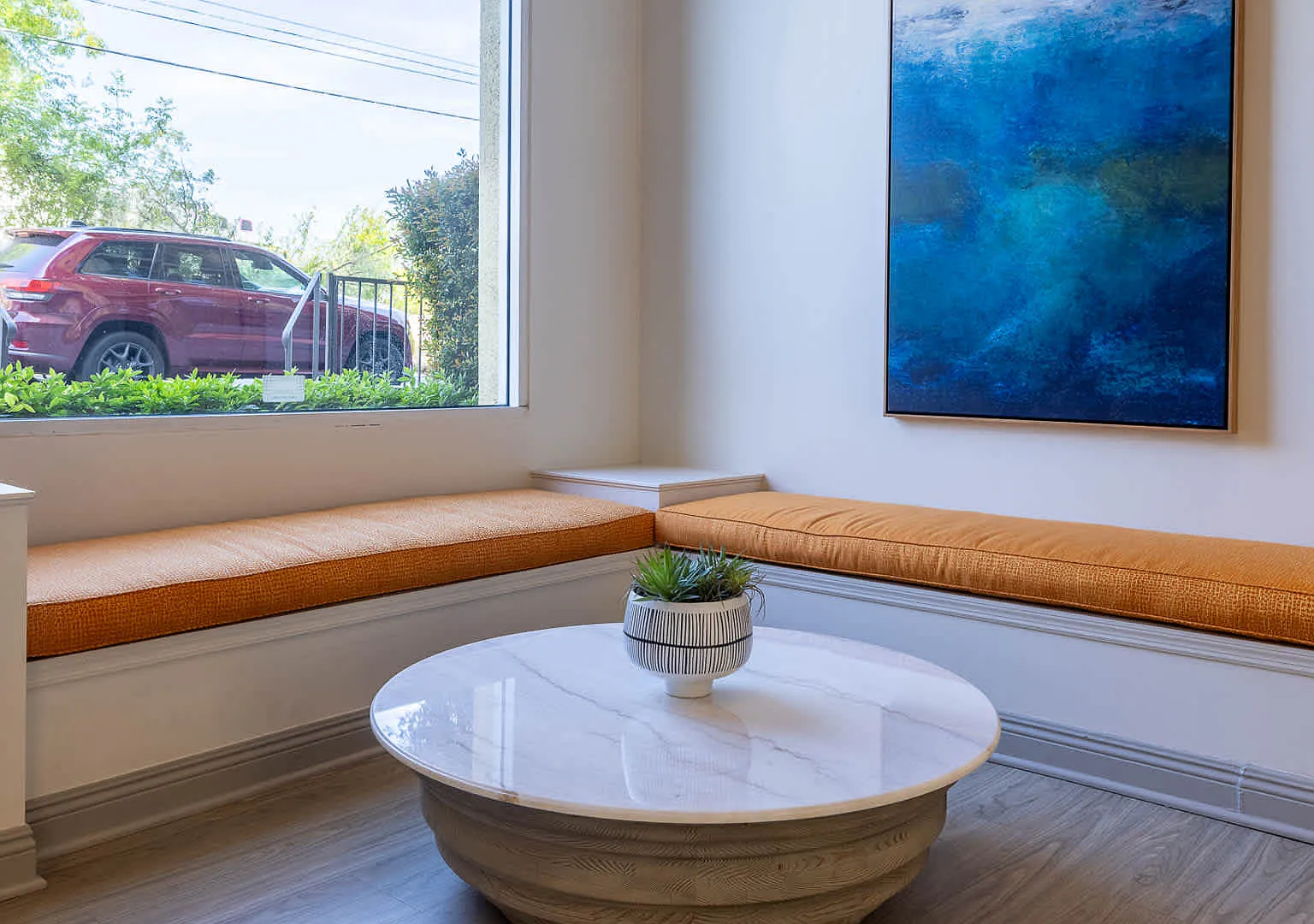 Arlo Woodland Hills — Photo 3