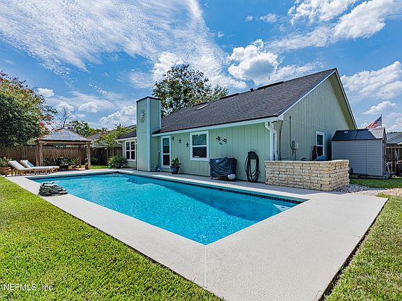 5th image of 8937 CHERRY HILL Drive