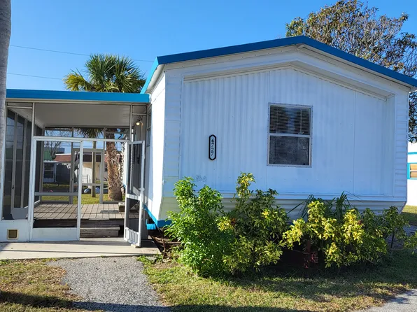 6727 Saltwater Blvd, Hudson, FL 34667