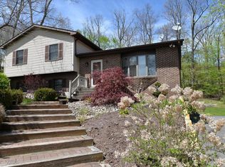 1 Revere Rd, Mountain Top, PA 18707