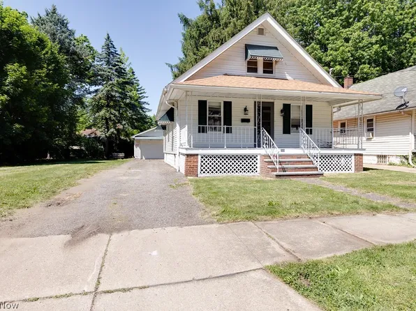 745 Lafollette St, Akron, OH 44306