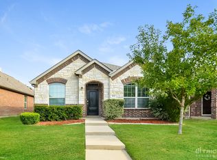 9113 Stewart St, Aubrey, TX 76227