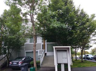 3303 S Holly Pl, Seattle, WA 98118