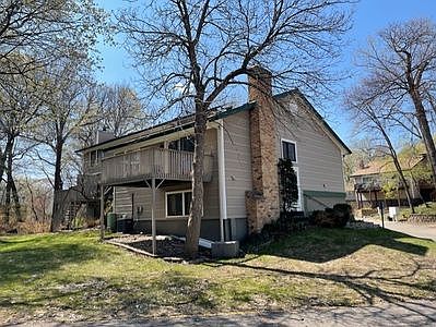3rd image of 15655 27th Ave N