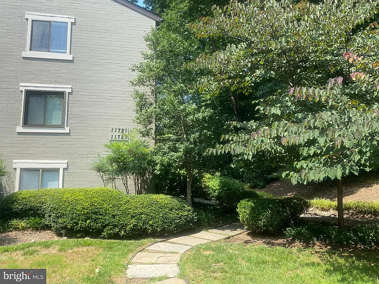 11723 Karbon Hill Ct #T3 — Photo 55