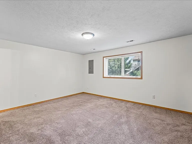 80-90 Yotzonot Dr — Photo 42