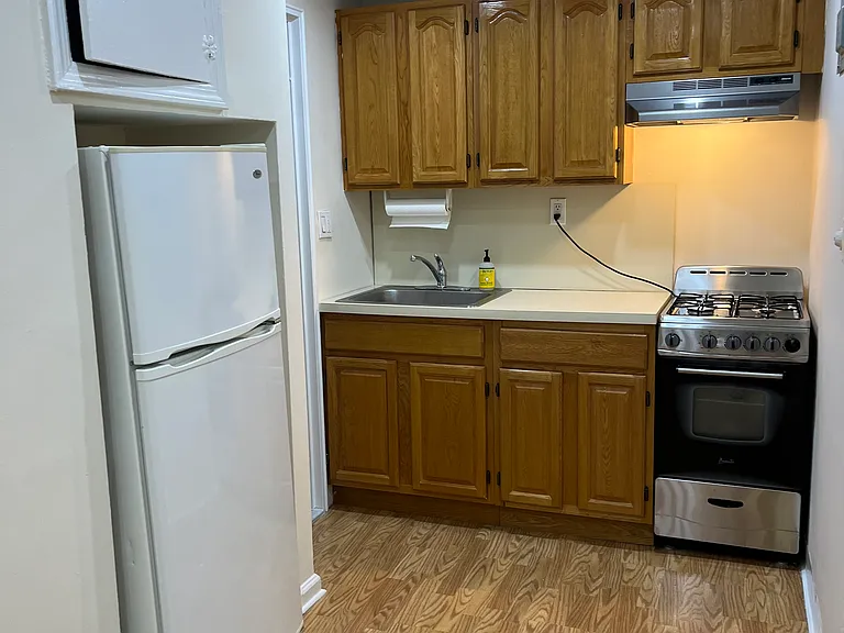 149 6th Ave #2A — Photo 6