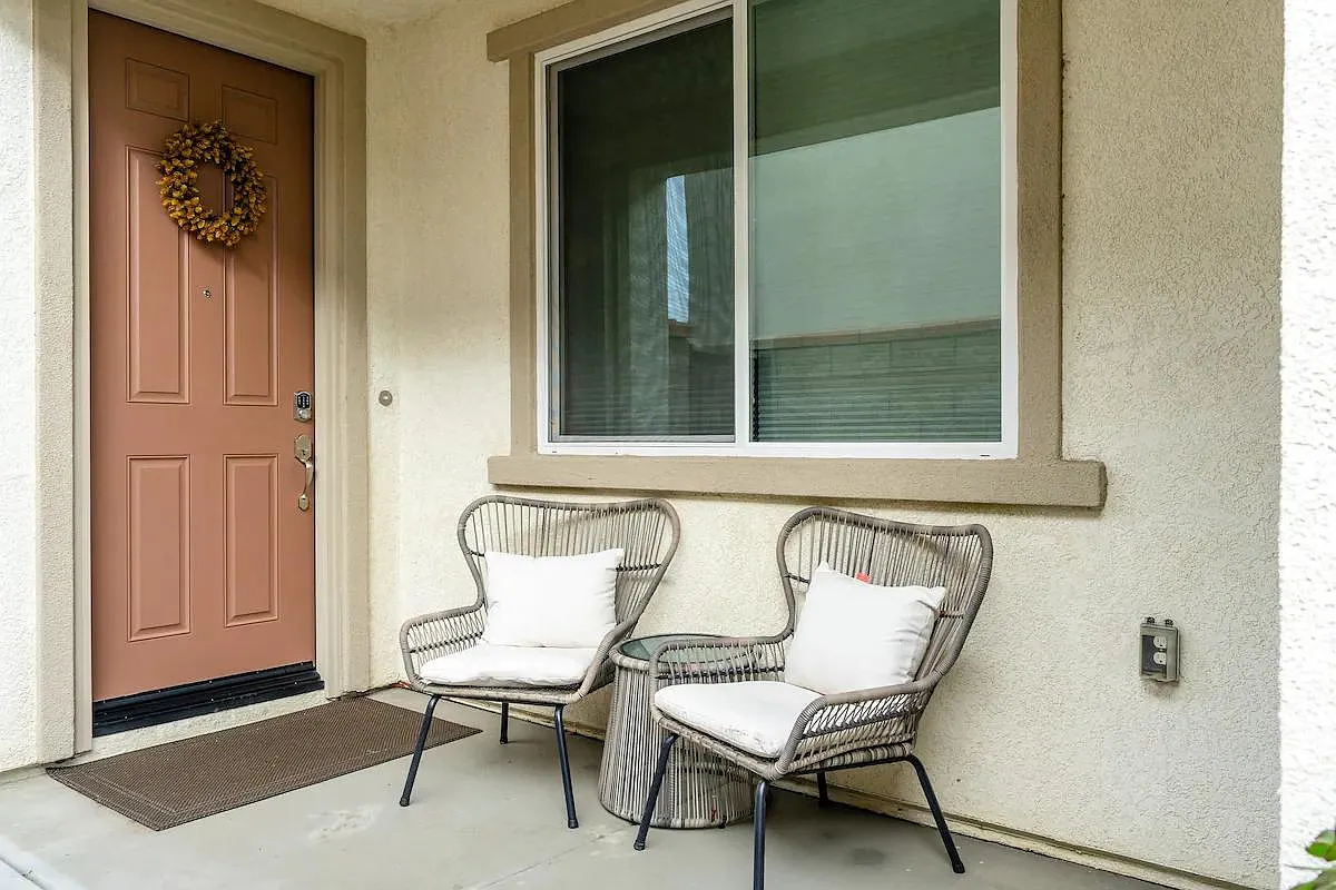 11990 Meander Way — Photo 2