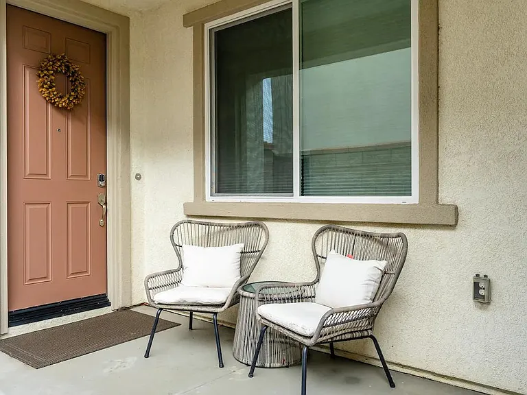 11990 Meander Way — Photo 2