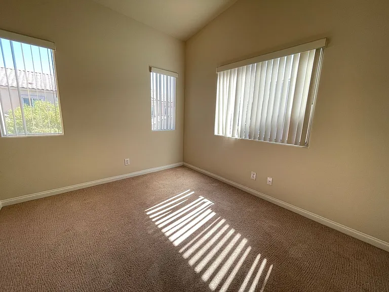 862 Park Walk Ave — Photo 15