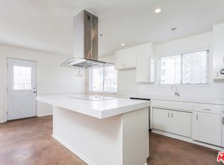 1700 S Barrington Ave UNIT 1, Los Angeles, CA 90025