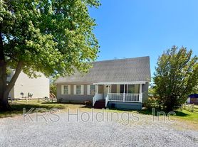 1229 Wood Rd