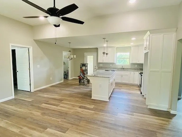 227 County Road 464 — Photo 2