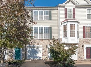 6965 Cromarty Dr, Alexandria, VA 22315