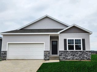 704 E Bear Dr, Tiffin, IA 52340