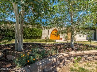 4117 Skyline Dr, Farmington, NM 87401