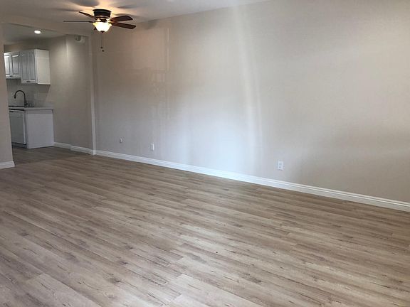 2nd image of 325 W Lexington Dr APT 2